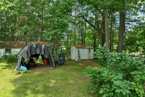 Exterior - 104 Tabernacle St, Rumney, NH 03266 photo 5 of 9