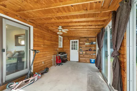 Exterior - 104 Tabernacle St, Rumney, NH 03266 photo 7 of 9