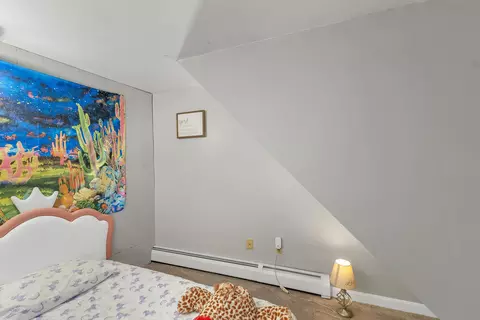 Bedroom - 104 Tabernacle St, Rumney, NH 03266 photo 6 of 9