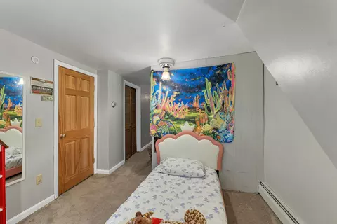 Bedroom - 104 Tabernacle St, Rumney, NH 03266 photo 7 of 9