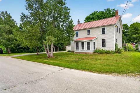 Exterior - 2 Willow St, Proctor, VT 05765 photo 12 of 15