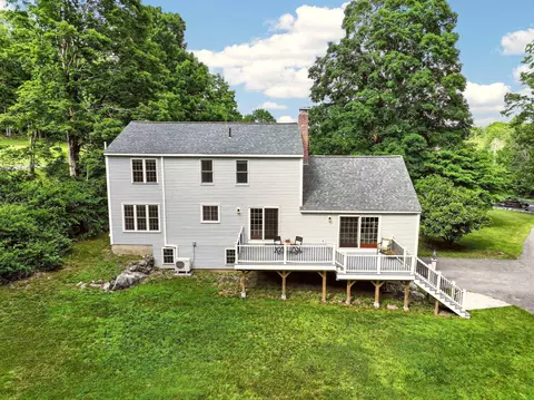 Exterior - 99 Stage Rd, Hampstead, NH 03841 photo 10 of 10