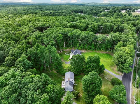 View/Area - 99 Stage Rd, Hampstead, NH 03841 photo 5 of 8