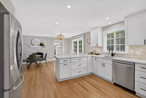 Kitchen - 99 Stage Rd, Hampstead, NH 03841 photo 5 of 5