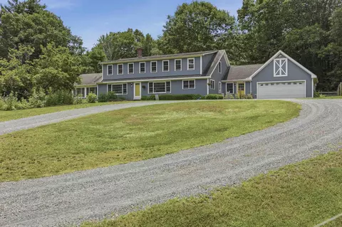 72 Old Northfield Rd, Hinsdale, NH 03451