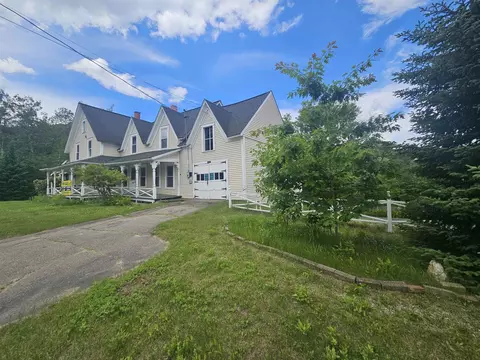 116 Mount Eustis Rd, Littleton, NH 03561