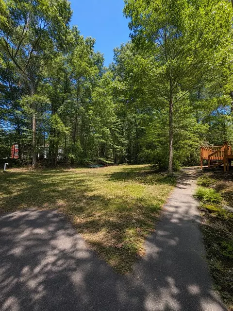 21 Sharon Rd, Windham, NH 03087 photo 3