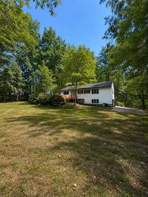 21 Sharon Rd, Windham, NH 03087 photo 2