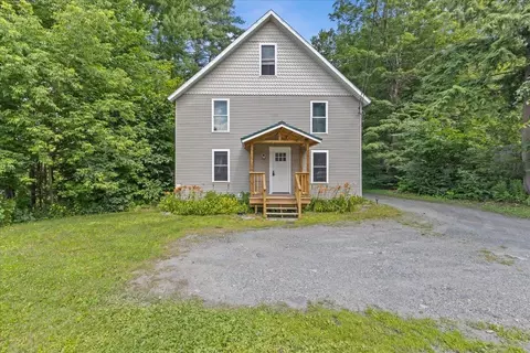 293 Congress St, Morristown, VT 05661