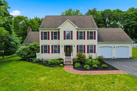 694 Walnut St, Manchester, NH 03104