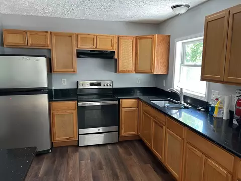 Kitchen - 31 Hillside Dr, Williston, VT 05495 photo 2 of 5