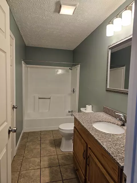 Bath - 31 Hillside Dr, Williston, VT 05495 photo 1 of 5