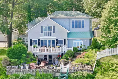103 Loop Rd, Newport, VT 05855