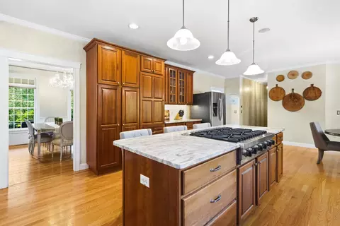 Kitchen - 5 Sherwood Rd, Windham, NH 03087 photo 2 of 7