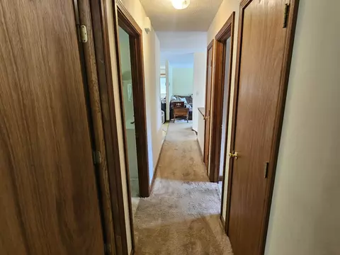 Entry Way - 90 Reardon Rd, Bethlehem, NH 03574 photo 1 of 2