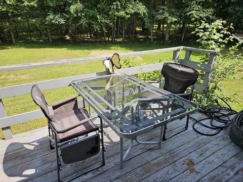Exterior - 90 Reardon Rd, Bethlehem, NH 03574 photo 2 of 9