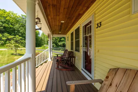Exterior - 33 Cider St, Epping, NH 03042 photo 7 of 17