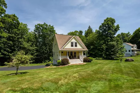 Exterior - 33 Cider St, Epping, NH 03042 photo 17 of 17