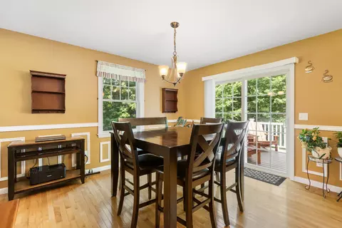 Dining - 33 Cider St, Epping, NH 03042 photo 1 of 3