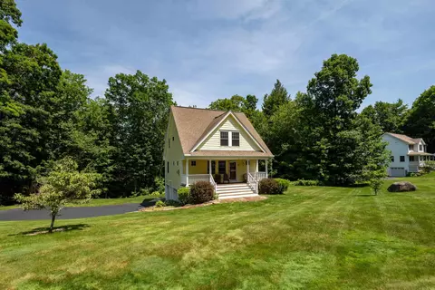 Exterior - 33 Cider St, Epping, NH 03042 photo 16 of 16