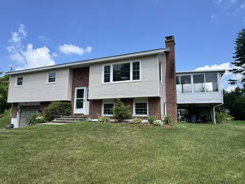Exterior - 16 Pinehurst Dr, Jericho, VT 05465 photo 10 of 10