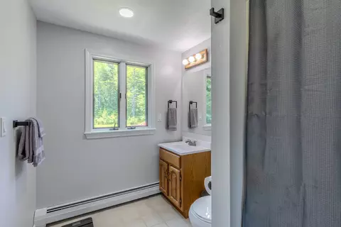 Bath - 3319 E Hill Rd, Ludlow, VT 05149 photo 3 of 3