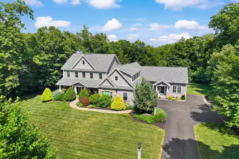 9 Samuel J Dr, Merrimack, NH 03054