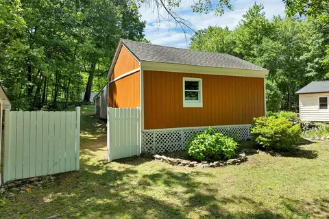 Exterior - 30 Roy Rd, Hooksett, NH 03106 photo 11 of 20
