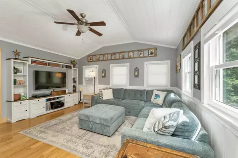 Living - 30 Roy Rd, Hooksett, NH 03106 photo 1 of 2