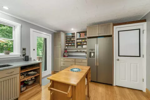Kitchen - 30 Roy Rd, Hooksett, NH 03106 photo 2 of 3