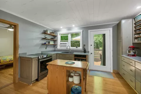 Kitchen - 30 Roy Rd, Hooksett, NH 03106 photo 1 of 3