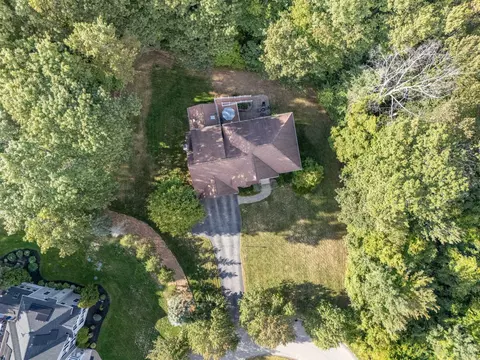 View/Area - 10 Poplar Rd, Windham, NH 03087 photo 2 of 2