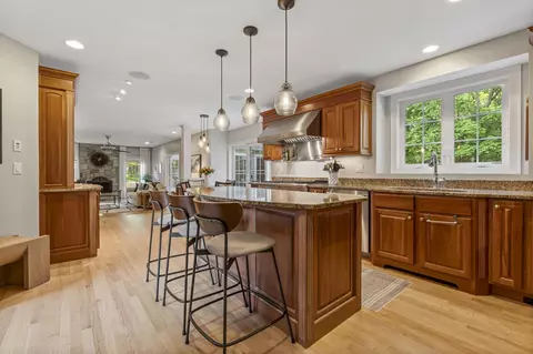 Kitchen - 10 Poplar Rd, Windham, NH 03087 photo 2 of 6
