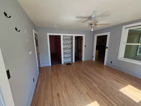 Living - 128 Elm St, Cabot, VT 05647 photo 2 of 2