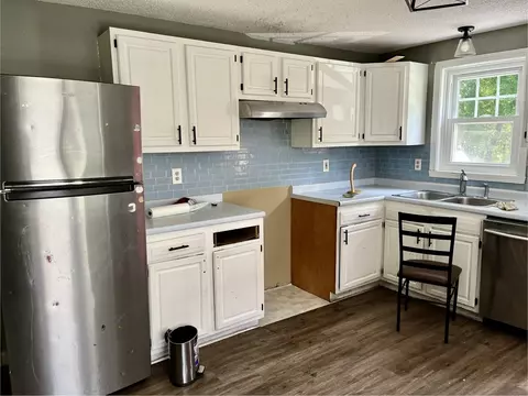 Kitchen - 955 Route 3-a Rte, Bow, NH 03304 photo 3 of 3