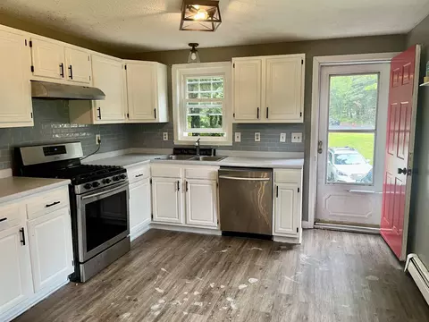 Kitchen - 955 Route 3a, Bow, NH 03304 photo 1 of 1