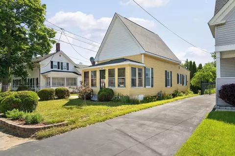 30 B Hancock St, Rochester, NH 03867