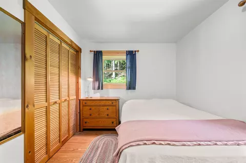 Bedroom - 254 Macey Rd, Worcester, VT 05682 photo 1 of 10