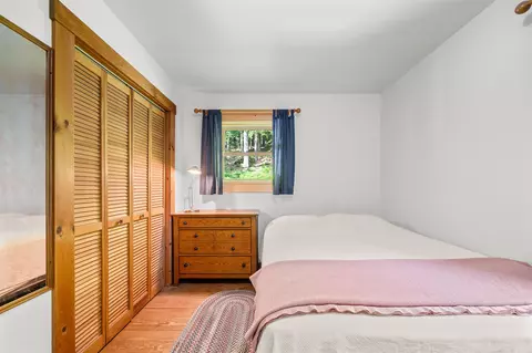 Bedroom - 254 Macey Rd, Worcester, VT 05682 photo 9 of 9