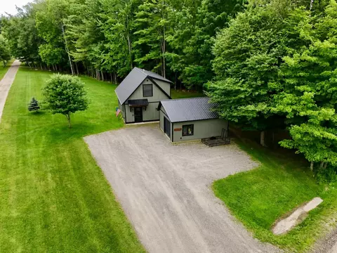 123 Whispering Pines Rd, Derby, VT 05829