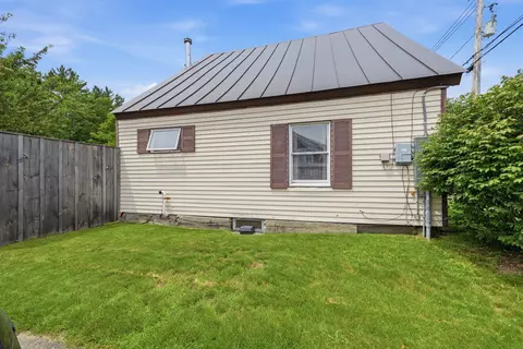 Exterior - 23 Lake Tarleton Rd, Warren, NH 03279 photo 6 of 15