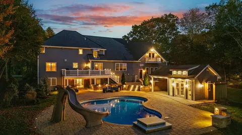 7 Gabriel Ct, Hampstead, NH 03841