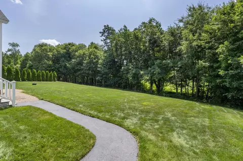 9 Rae Brook Rd, Hooksett, NH 03106 photo 36