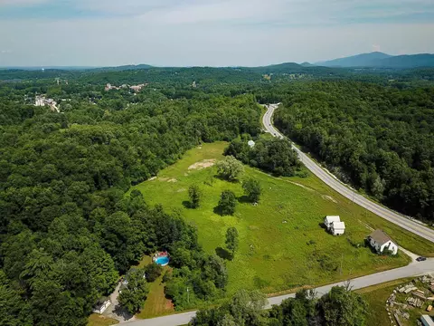 21 Nickerson Rd, Brandon, VT 05733 photo 2