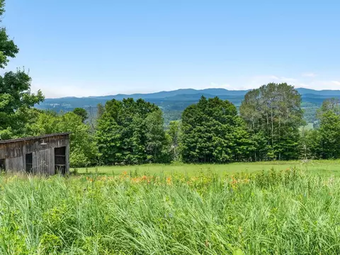 Exterior - 858 E Hill Rd, Plainfield, VT 05667 photo 5 of 8