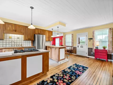 Kitchen - 858 E Hill Rd, Plainfield, VT 05667 photo 1 of 4