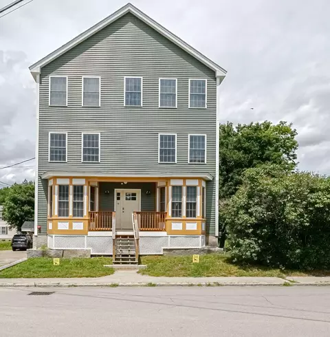 13 Myrtle St, Hillsborough, NH 03244