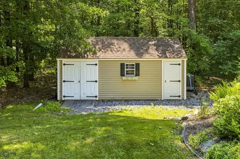 13 Robinson St, Brentwood, NH 03833 photo 39