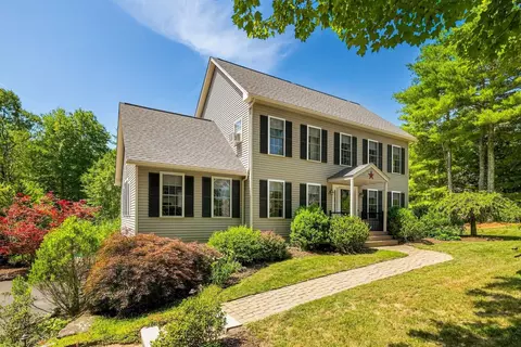 13 Robinson St, Brentwood, NH 03833 photo 48