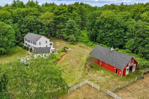 130 Joppa Rd, Merrimack, NH 03054